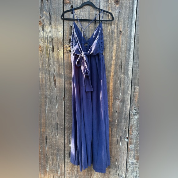 NWT Moon River Navy Blue Cotton Lace Tie Back Maxi Dress with Adjustable Straps - Picture 6 of 10